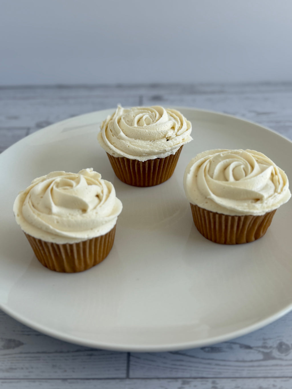 CLASSIC CUPCAKES - DOZEN