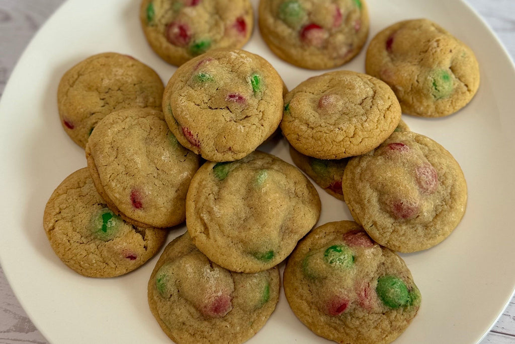 CLASSIC M&M COOKIES